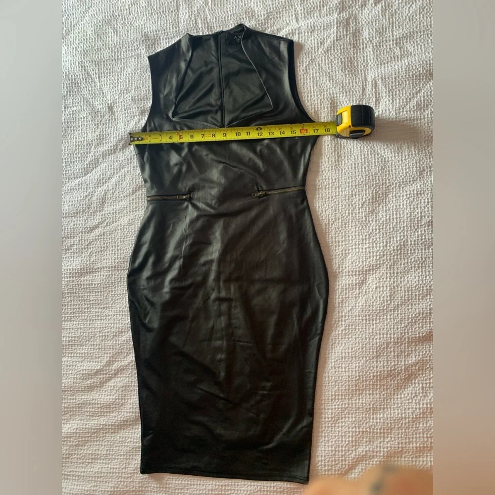 AX Paris, black bodycon, almost vampiric neckline and collar, sexy dress - Picture 8 of 10